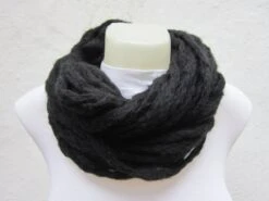 Cowl Scarf, Chunky Circle Scarf, Women Infinity Scarf, Necklace Loop Scarf, Black Winter Accessories, Mothers Day Gift, Christmas Gift -Jewellery Soldes Boutique il fullxfull.707222217 p2b0