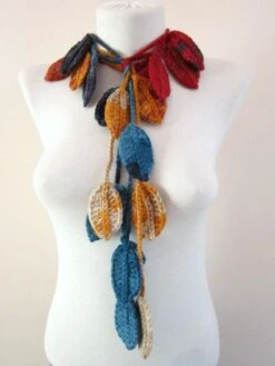 Colorful Crochet Scarf, Crocheted Leaf Scarves, Long Lariat Jewelry, Leaves Necklace, Autumn Accessories, Fall Woman Fashion, Christmas Gift -Jewellery Soldes Boutique il fullxfull.815769749 fn2y