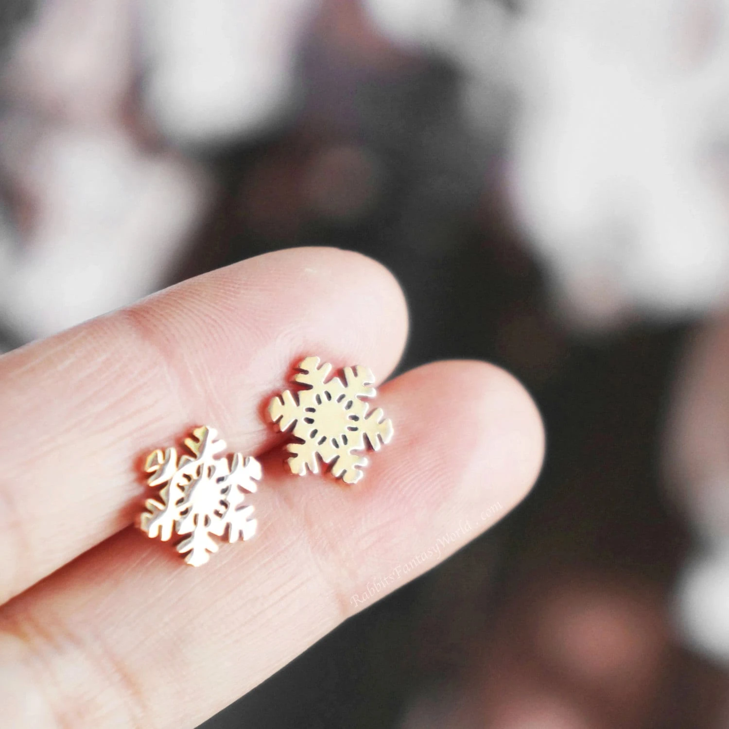 Snow Flakes Stud Earrings, Christmas Gift, For Her Under 20, Winter Wedding Jewelry, Rose Gold Silver, Kerst Cadeau Voor Vrouwen 3 Snow Flakes Stud Earrings, Christmas Gift, For Her Under 20, Winter Wedding Jewelry, Rose Gold Silver, Kerst Cadeau Voor Vrouwen