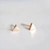 Tiny Triangle Stud Earrings, Anodized Titanium, 14K Rose Gold, Squid Game, Minimalist, Geometric, Christmas Gifts, Gift For Her, PS5 -Jewellery Soldes Boutique il fullxfull.862701955 fvf3