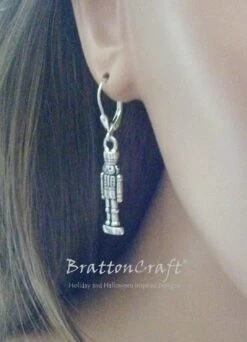 Silver Nutcracker Earrings - Nutcracker Jewelry - Christmas Earrings - Christmas Jewelry - Holiday Jewelry - Nutcracker Ballet 13 Silver Nutcracker Earrings - Nutcracker Jewelry - Christmas Earrings - Christmas Jewelry - Holiday Jewelry - Nutcracker Ballet -Jewellery Soldes Boutique il fullxfull.867702526 j7ji