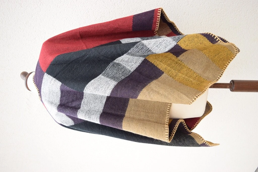 Autumn Wrap Fall Shawl Winter Trend Wrap Woman Christmas Gift Vintage Fashion Wide Wrap Stole Thick Poncho Outwear Colors Ladies Fashion 4 Autumn Wrap Fall Shawl Winter Trend Wrap Woman Christmas Gift Vintage Fashion Wide Wrap Stole Thick Poncho Outwear Colors Ladies Fashion - Image 2